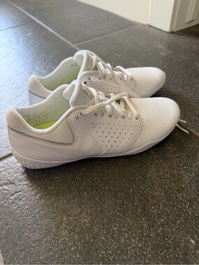 Nike Cheer Sneakers